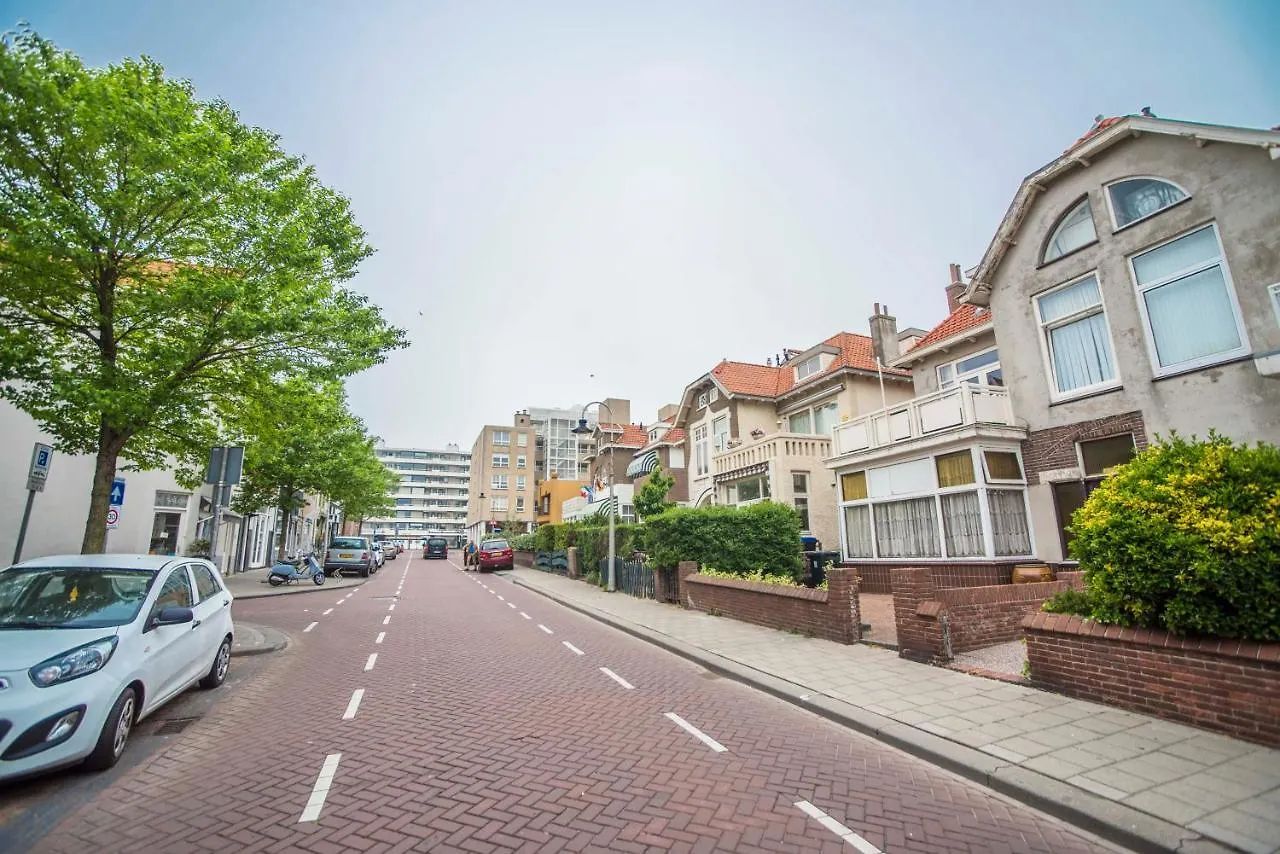 Beach Studio Boom Zandvoort Homestay